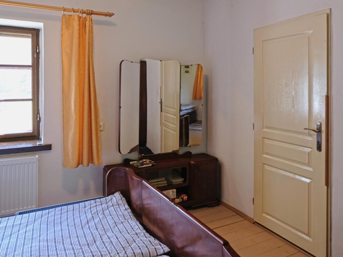 Apartmany V Broumovskem Statku Bagian luar foto