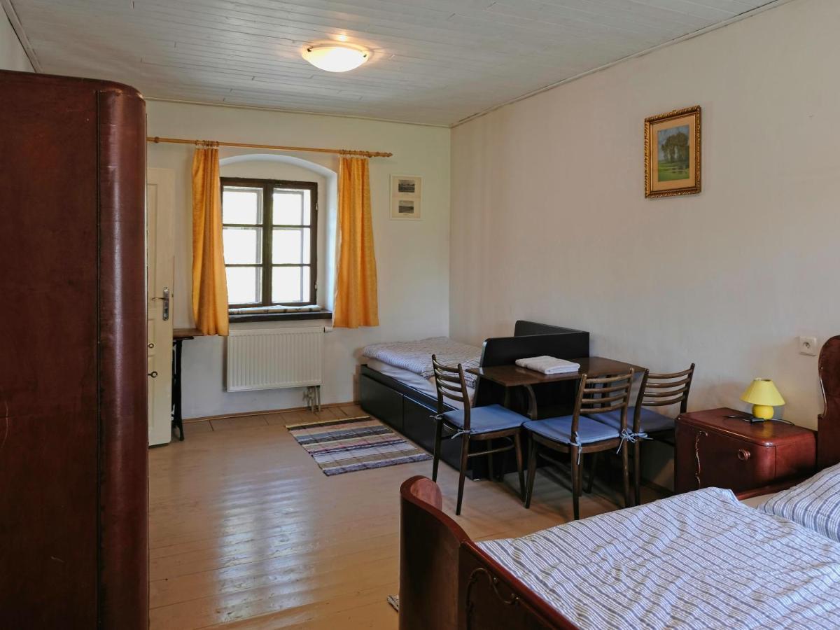 Apartmany V Broumovskem Statku Bagian luar foto