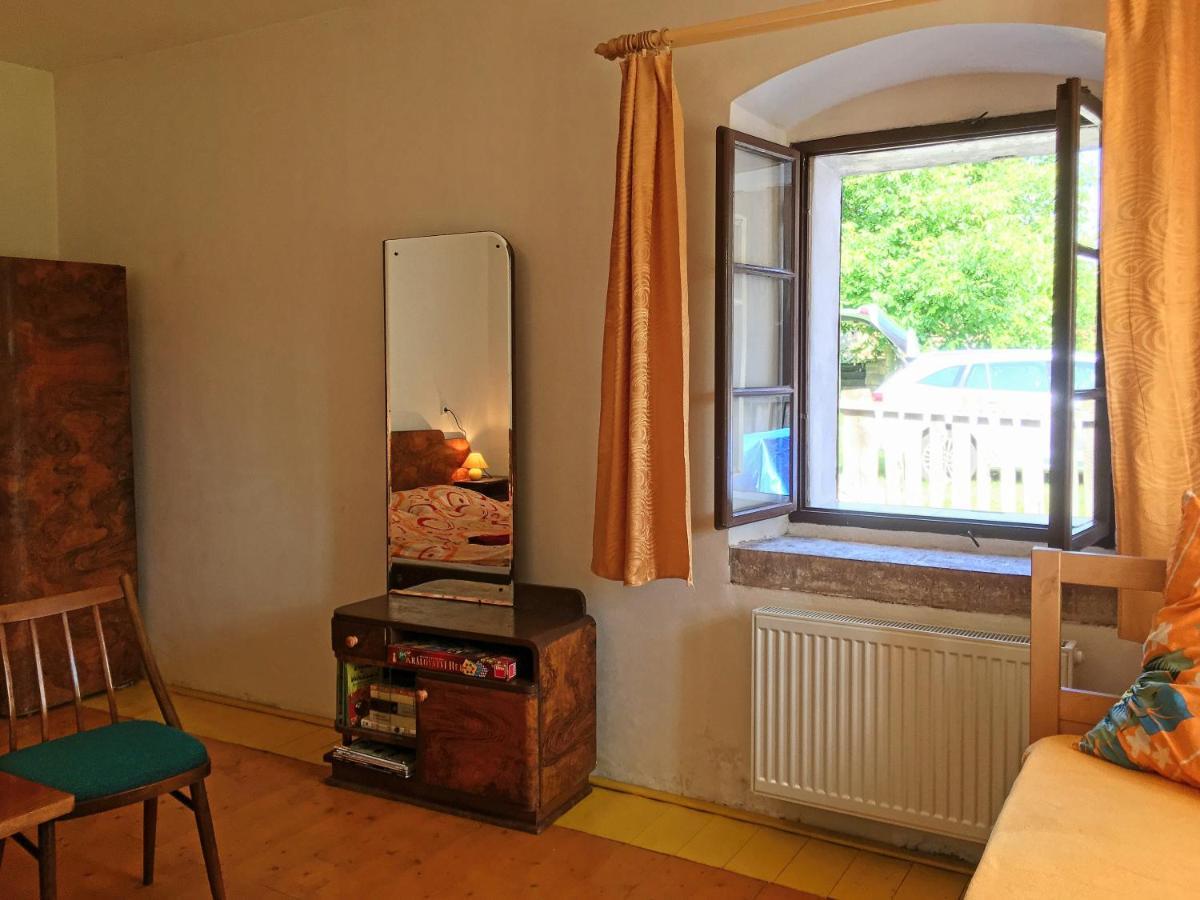 Apartmany V Broumovskem Statku Bagian luar foto