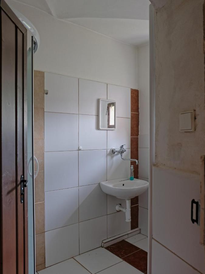 Apartmany V Broumovskem Statku Bagian luar foto